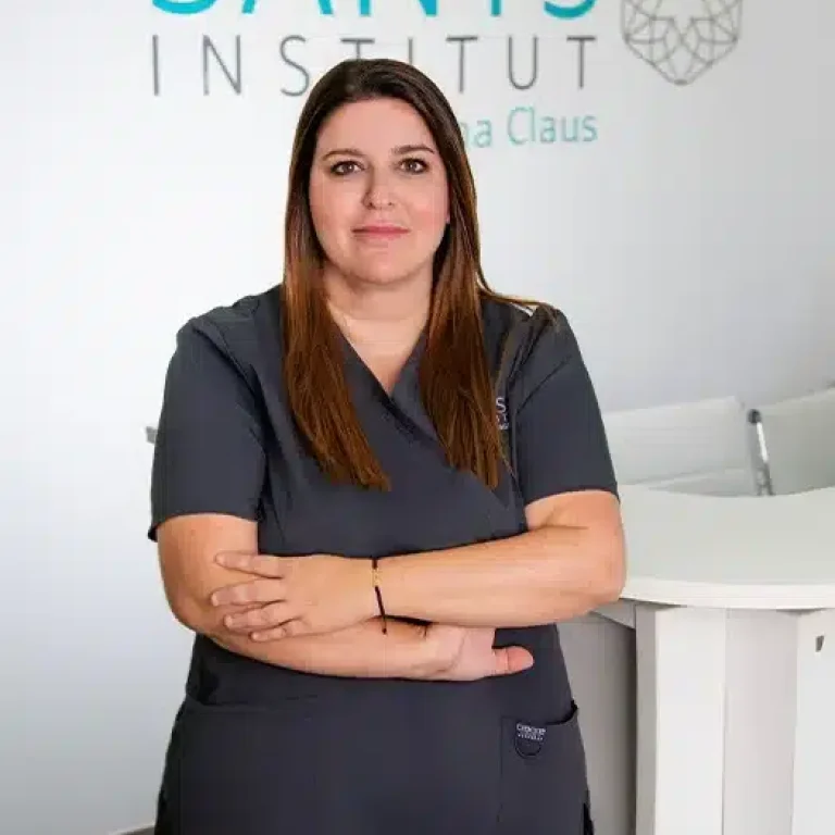 Jessica-Coronado-Gestion-del-Centro-y-auxiliar-de-estetica-en-Clinica-Medicina-Esterica-Sants-Institut-Barcelona